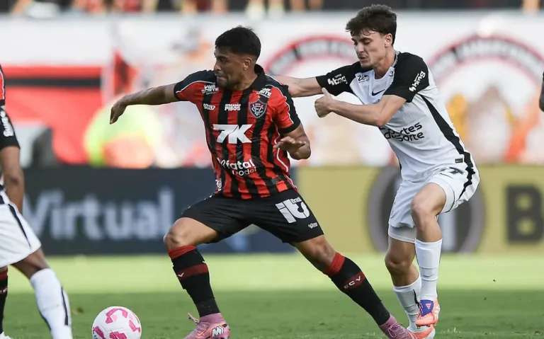 Vitória perde para o Corinthians no Barradão e segue na zona de rebaixamento