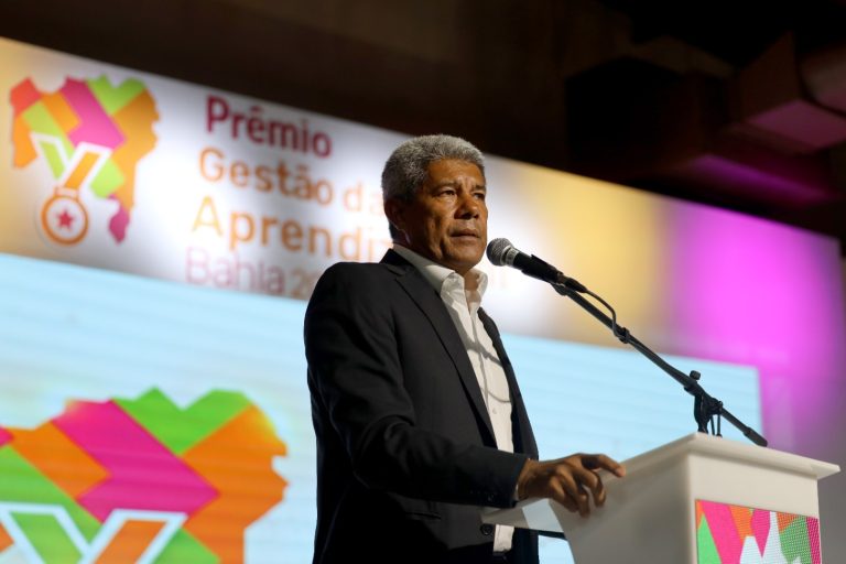 Governador Jerônimo Rodrigues celebra retirada de tarifas impostas pelos EUA e destaca ganhos para a Bahia