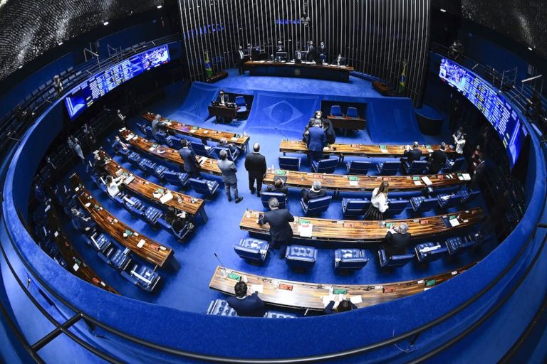 Comissão do Senado aprova isenção do Imposto de Renda para quem ganha até R$ 5 mil