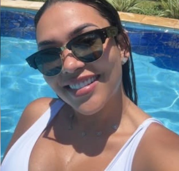 Advogada apontada como braço direito de líder de facção é presa em Salvador