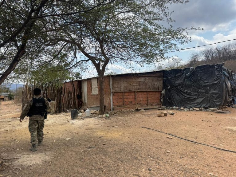 PF remove garimpo ilegal em área protegida na Bahia