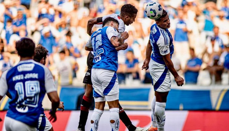 Vitória perde para o Cruzeiro por 3 a 1 e segue em situação delicada no Z-4