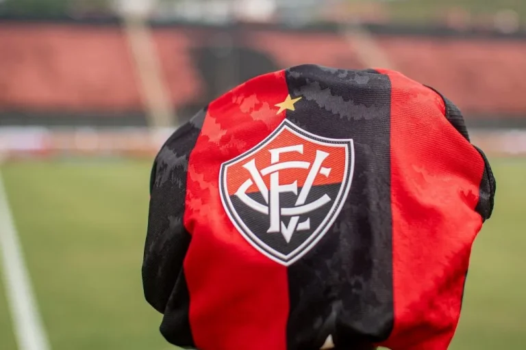 Vitória acerta chegada de jovem promessa: conheça o reforço de 19 anos