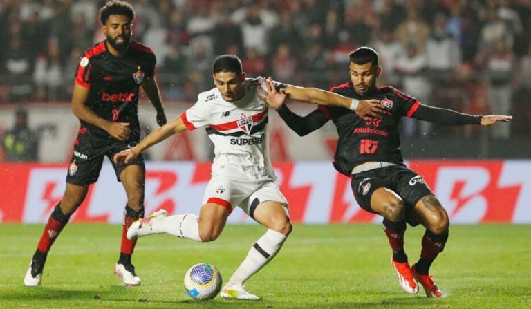 Vitória e São Paulo; confronto que vale a sobrevivência do Leão na Série A, onde ver e possíveis escalações