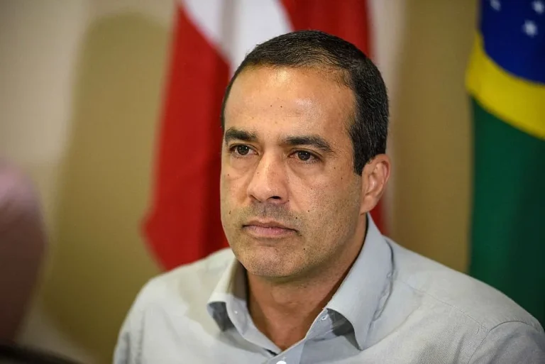 Após aumento da tarifa de ônibus, prefeito Bruno Reis reajusta IPTU e taxa de lixo para 2026