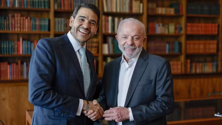 Lula questiona polêmica sobre indicação de Jorge Messias ao Supremo
