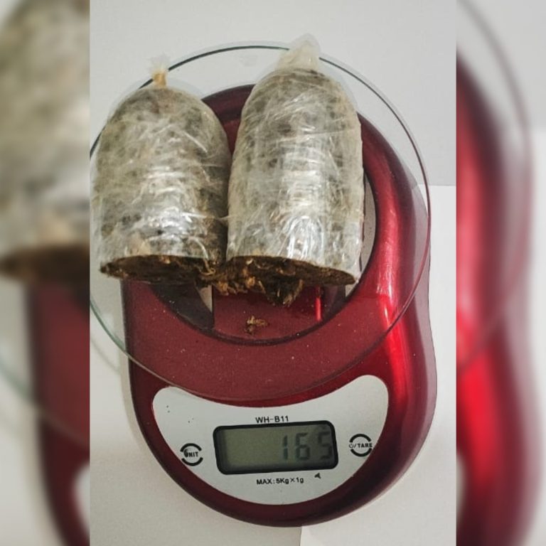 Visitante é detida após Bodyscan flagrar droga nas partes íntimas em presídio de Eunápolis