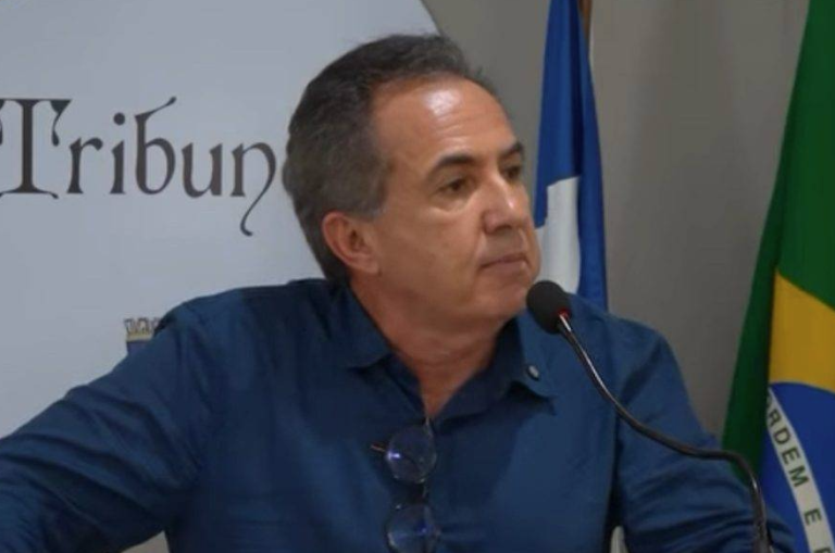 Justiça manda executar multas de R$ 250 mil contra prefeito de Conceição do Coité