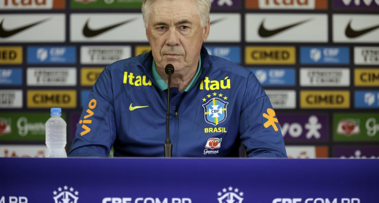 Carlo Ancelotti vai curtir o Carnaval de Salvador e recebe convite do Olodum no Pelourinho