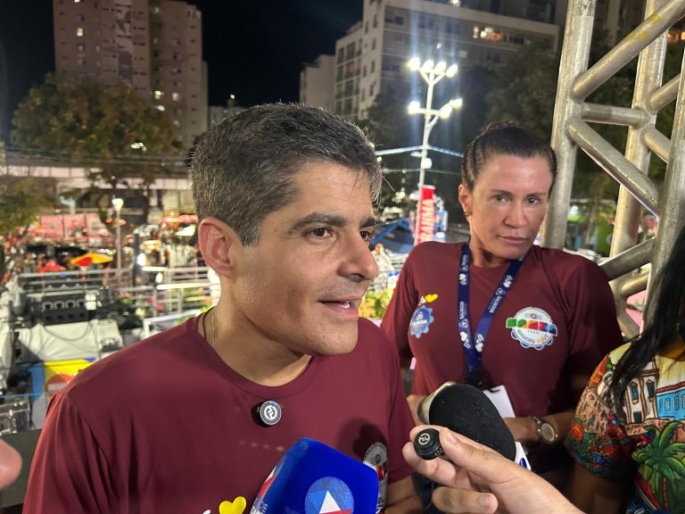 ACM Neto projeta vitória “histórica” e confirma chapa da oposição para março