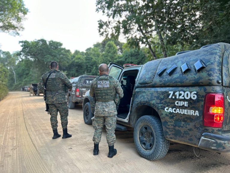 12 conduzidos por ataque contra turistas no Prado são autuados por tentativa de homicídio