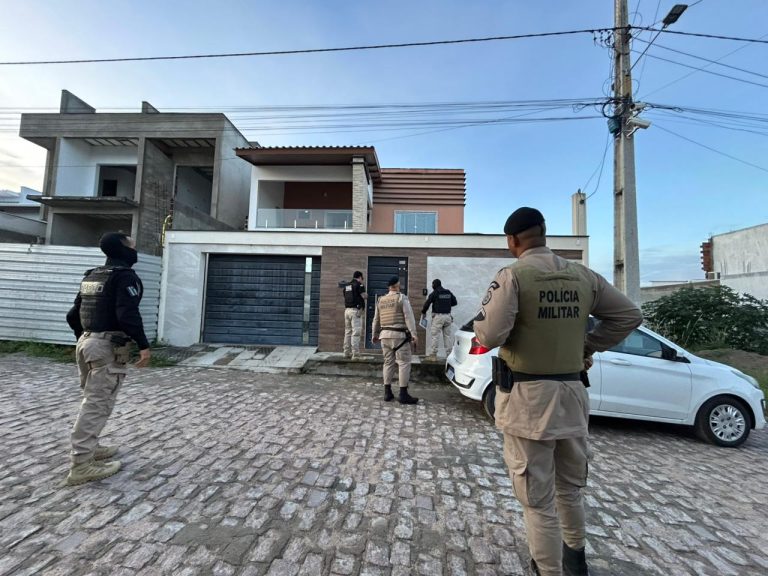 PMs suspeitos de integrar milícia são presos durante Operação “Banda Suja”