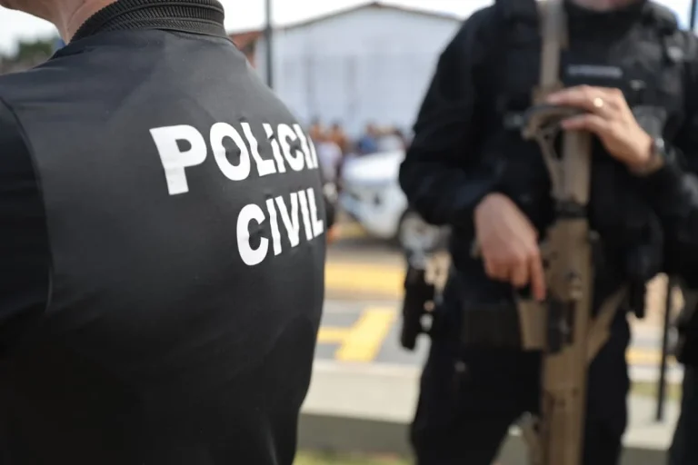 Operações da Polícia Civil prendem 616 foragidos e retiram fogos clandestinos de circulação na Bahia