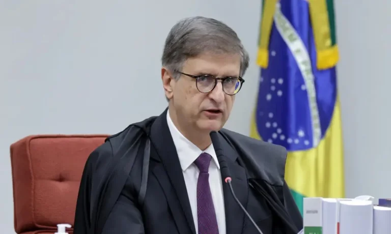 Parecer da PGR é contrário à anulação de condenação do ex-presidente