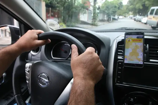 BNDES libera linha de crédito bilionária para taxistas e motoristas de aplicativo