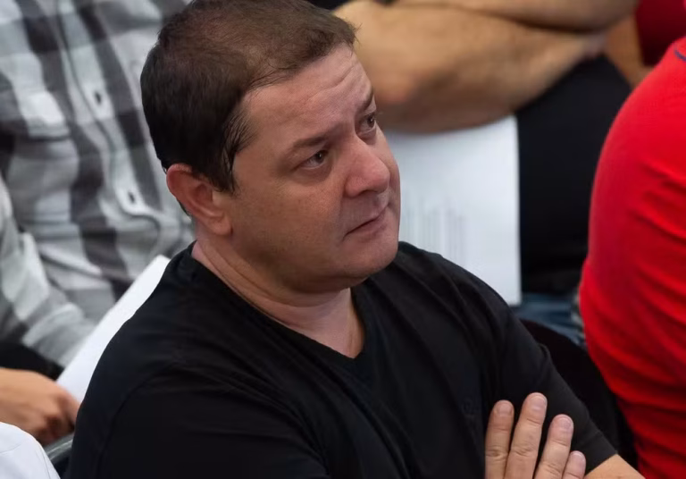 PF aponta movimentações em dinheiro vivo de lobista ligadas a Lulinha