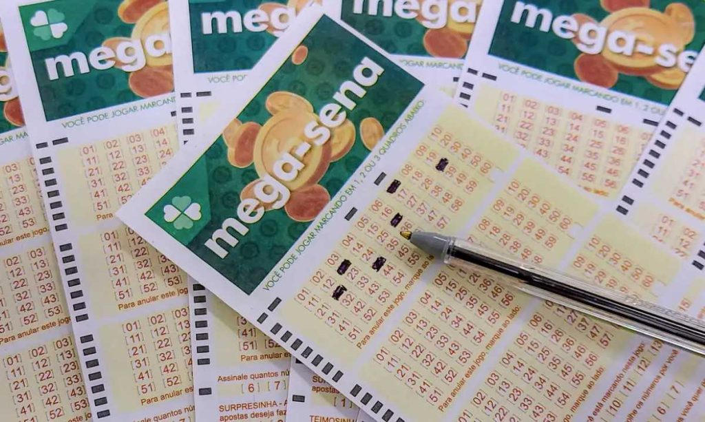 Mega-Sena acumula e prêmio chega a R$ 112 milhões