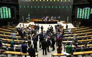 Câmara aprova teto de R$ 140 mil para MEI e perdão de dívidas