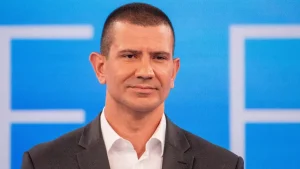 Douglas Ruas é eleito governador do Rio de Janeiro no primeiro turno após anulação de votos de Garotinho