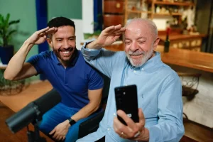 Após atuação nas redes sociais, Janones é cotado para cargo de destaque no Planalto