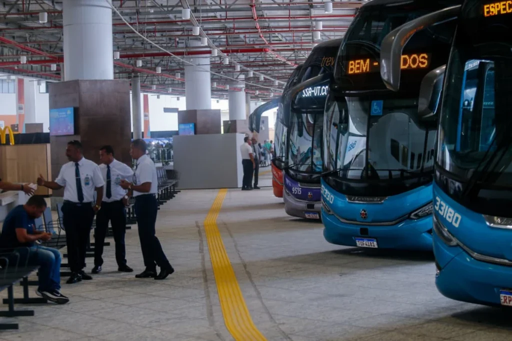Eleitores terão ônibus intermunicipais gratuitos para votar no segundo turno na Bahia